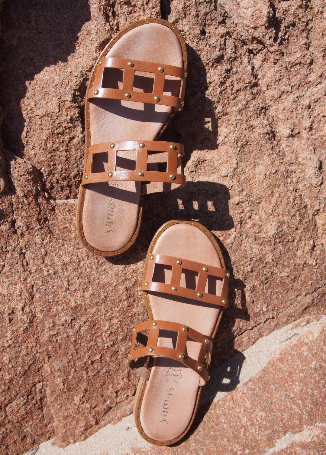 THEODORA camel clous dorés