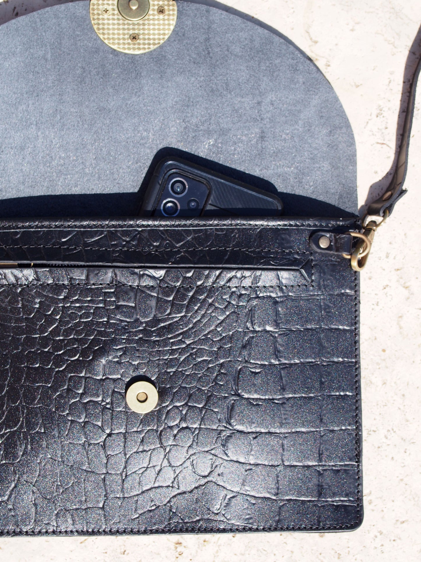 SFAKIA cuir effet croco noir