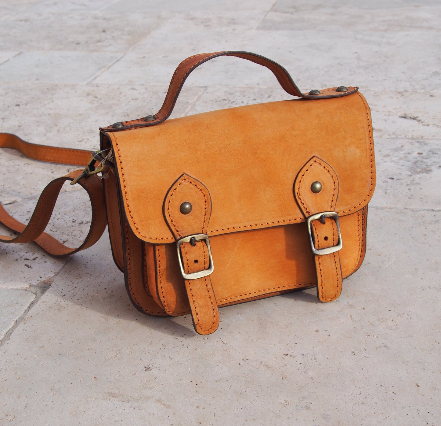 AMMOUDAKI nubuck camel